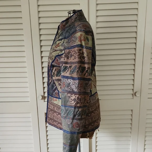 Coldwater Creek Multicolor Patterned Floral Jacket With Embroidery - Picture 7 of 11